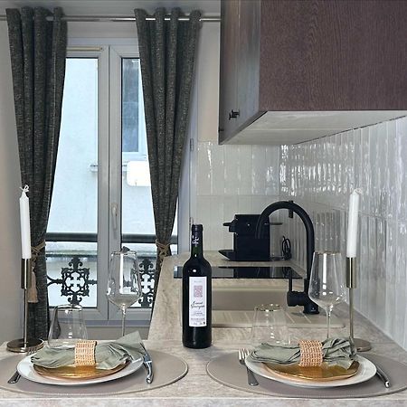Appartamento Charming Studio In Porte De Versailles Parigi Esterno foto
