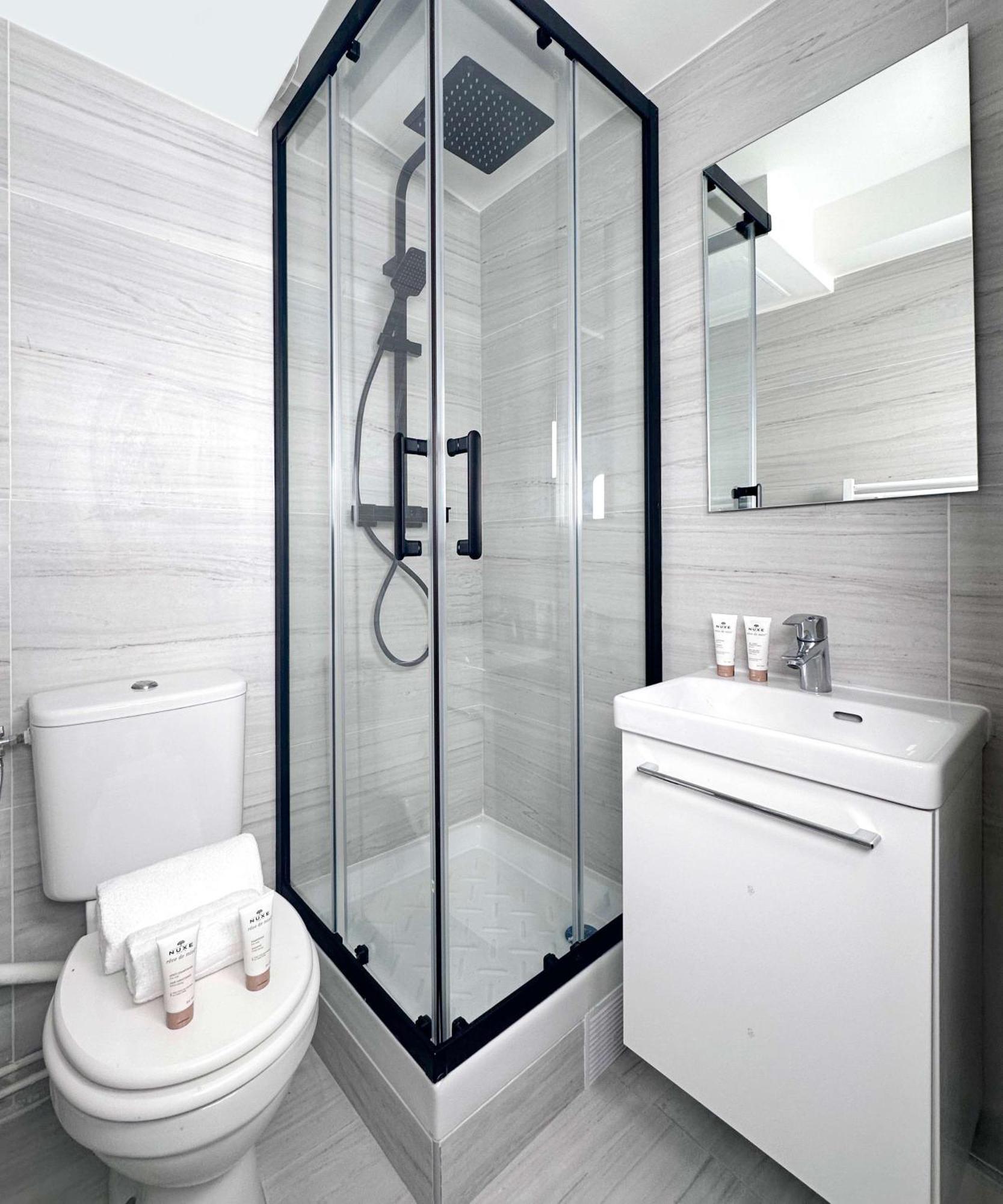 Appartamento Charming Studio In Porte De Versailles Parigi Esterno foto