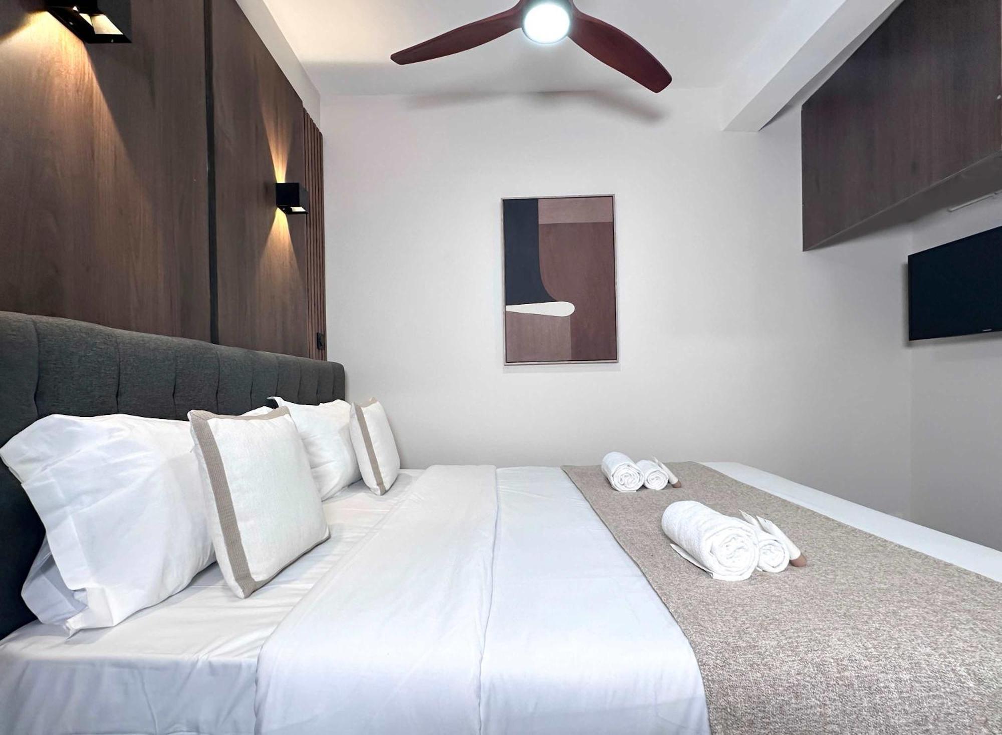 Appartamento Charming Studio In Porte De Versailles Parigi Esterno foto